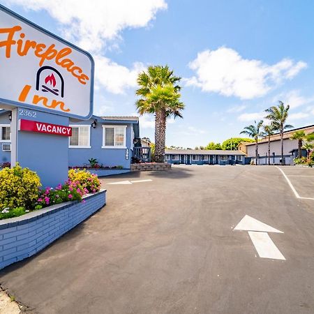 The Monterey Fireplace Inn Exterior foto