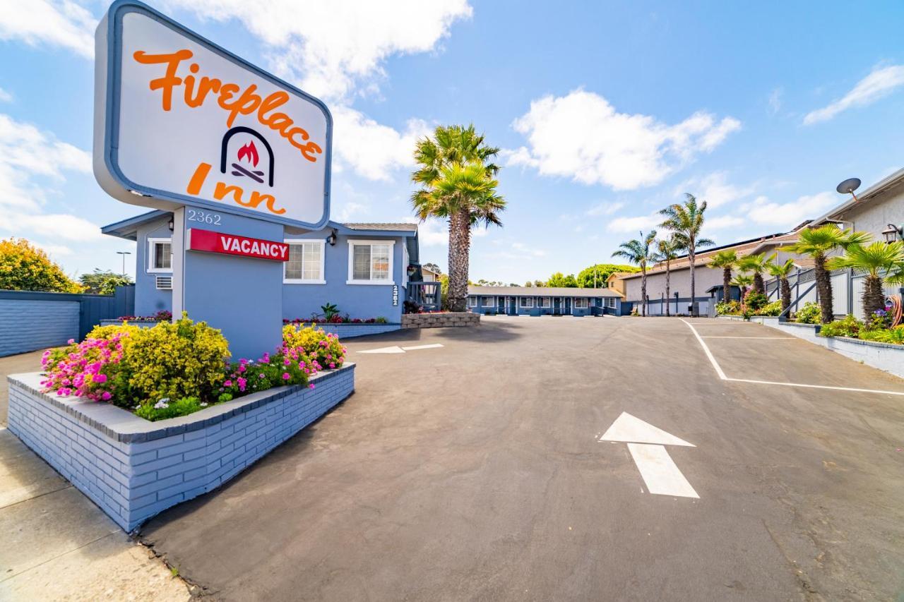 The Monterey Fireplace Inn Exterior foto